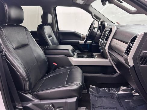 Used 2019 Ford F350 Lariat w/ Lariat Ultimate Package image 18