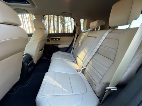 Used 2021 Honda CR-V Touring image 13