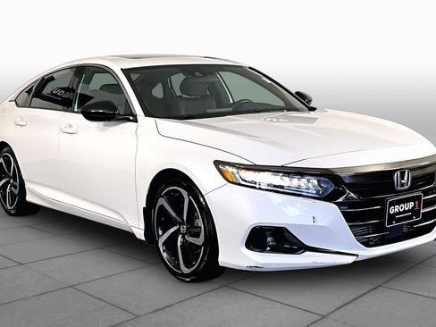Used 2021 Honda Accord Sport image 3