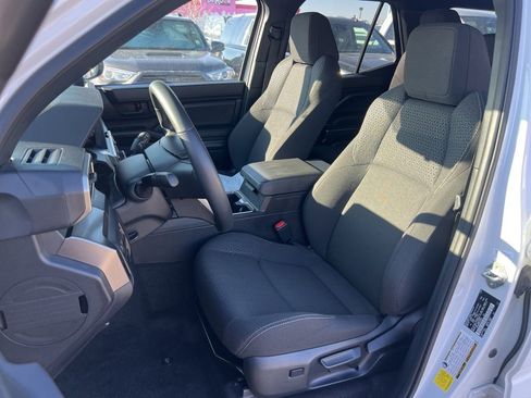 Used 2025 Toyota 4Runner SR5 image 9