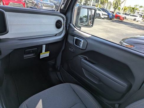 Certified 2026 Jeep Wrangler Unlimited Sport AWD/4WD image 12