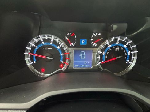 Used 2016 Toyota 4Runner SR5 image 15