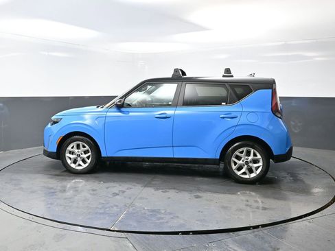 Used 2024 Kia Soul S image 11