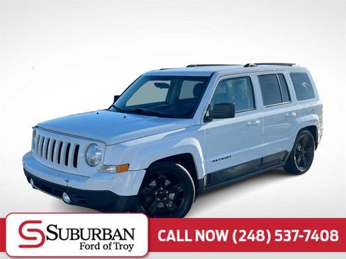 Used 2015 Jeep Patriot Sport w/ Power Value Group image 1