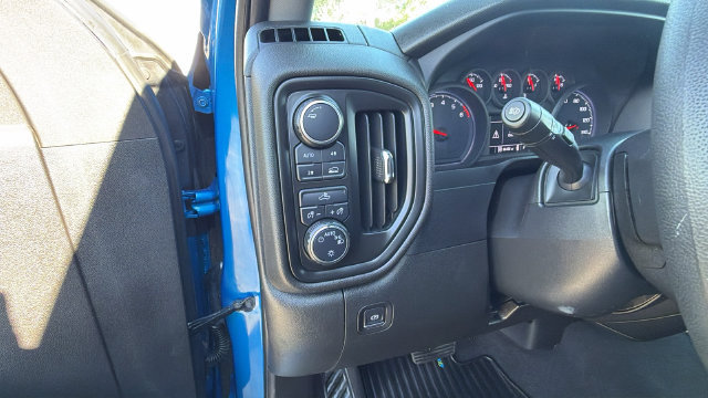 Used 2022 Chevrolet Silverado 1500 Custom AWD/4WD image 30