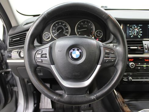 Used 2016 BMW X3 sDrive28i image 9