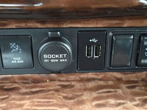 Used 2018 Nissan Armada SL w/ Premium Package RWD image 37