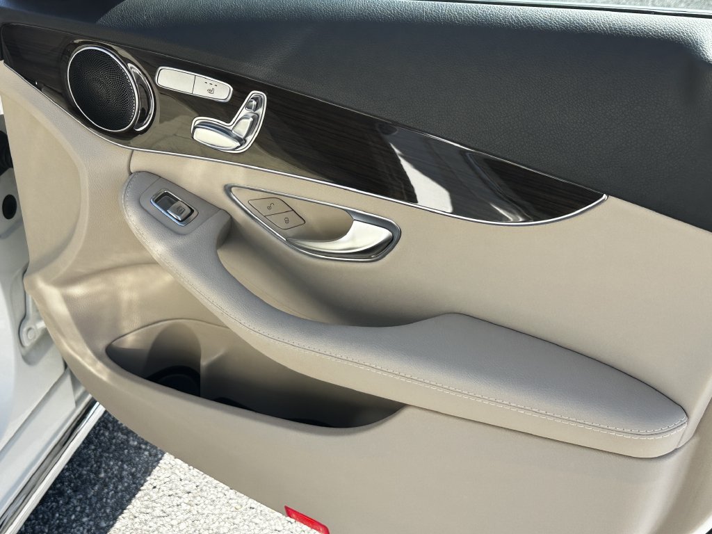 Used 2018 Mercedes-Benz C 300 Sedan image 16