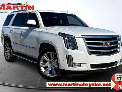 Used 2017 Cadillac Escalade Luxury