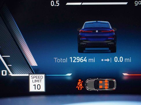 Certified 2025 BMW X6 M60i image 21