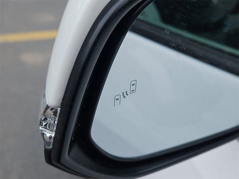 New 2025 Toyota RAV4 XLE image 6