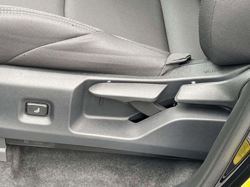 New 2026 Toyota Tacoma SR image 25