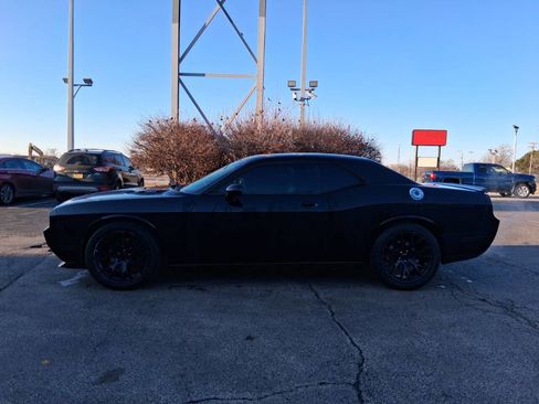 Used 2009 Dodge Challenger R/T image 4