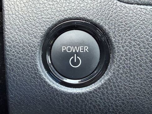 Used 2025 Toyota Camry SE w/ Convenience Package FWD image 20