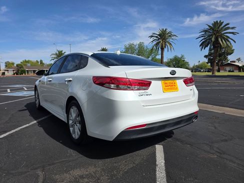 Used 2016 Kia Optima EX image 7