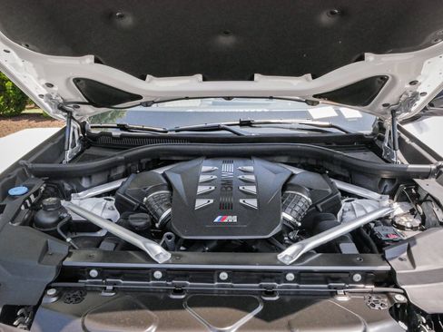 Used 2024 BMW X6 M60i AWD/4WD image 33