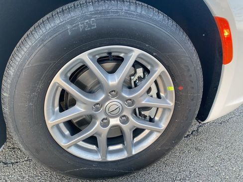 New 2026 Chrysler Pacifica Select FWD image 7