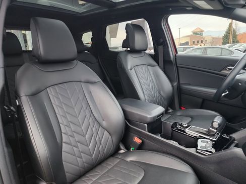 Certified 2025 Kia Sportage X-Pro image 18