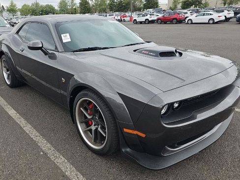 Used 2022 Dodge Challenger R/T Scat Pack RWD image 2