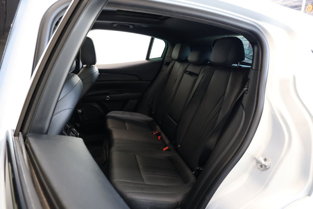 Used 2024 Maserati Grecale Modena AWD/4WD image 21