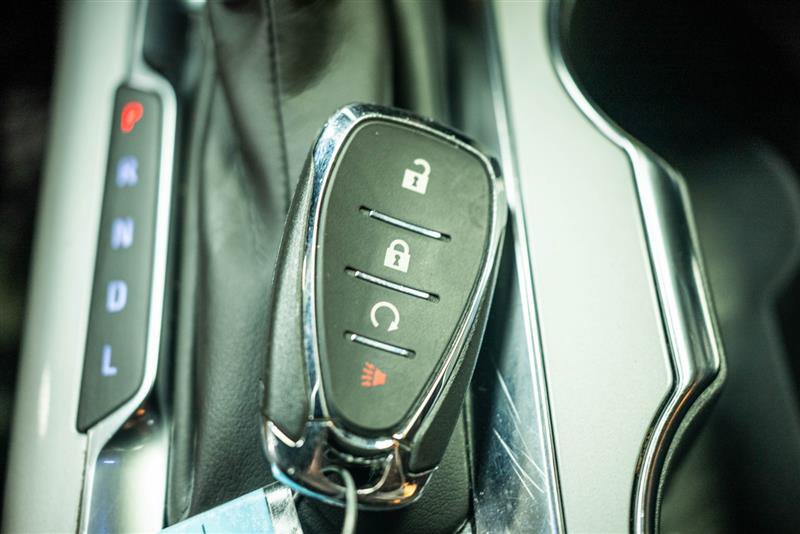 Used 2025 Chevrolet Blazer LT FWD image 22