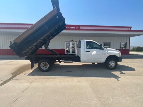 Used 2007 Dodge Ram 3500 Truck 4x4 Regular Cab DRW image 9