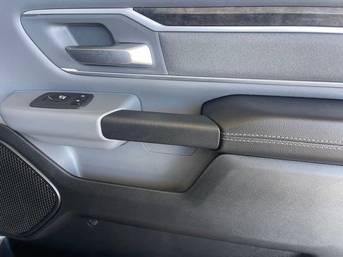 Used 2022 RAM 1500 Big Horn AWD/4WD image 18