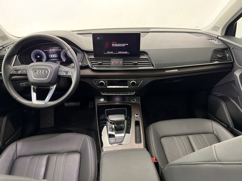 Used 2023 Audi Q5 2.0T Premium Plus w/ Premium Plus Package AWD/4WD image 18