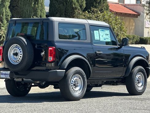 New 2026 Ford Bronco 2-Door AWD/4WD image 4