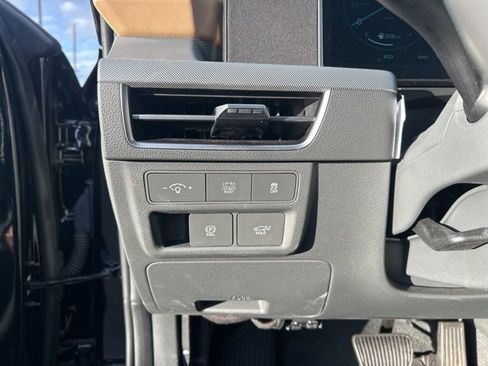 Used 2025 Hyundai Sonata Limited image 19