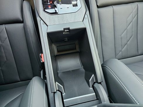 New 2026 BMW X3 xDrive30 w/ Convenience Package image 25