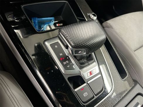 Used 2022 Audi SQ5 Premium Plus w/ Premium Plus Package image 16
