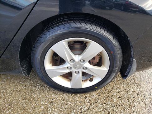 Used 2013 Hyundai Elantra GLS image 43