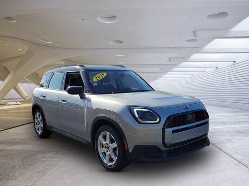 Used 2025 MINI Cooper Countryman S AWD/4WD image 1