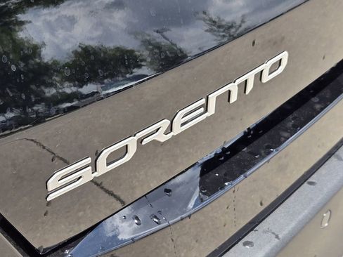 New 2026 Kia Sorento S FWD image 7