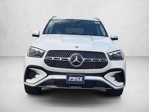 Used 2025 Mercedes-Benz GLE 350 4MATIC image 2