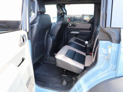 Used 2023 Ford Bronco Wildtrak image 21