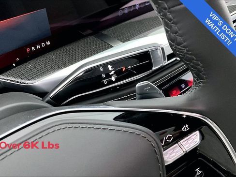 Used 2026 Cadillac Escalade V image 18