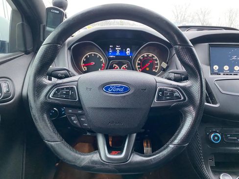 Used 2015 Ford Focus ST image 11