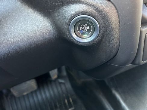 Used 2022 Chevrolet Silverado 1500 W/T w/ WT Value Package image 18