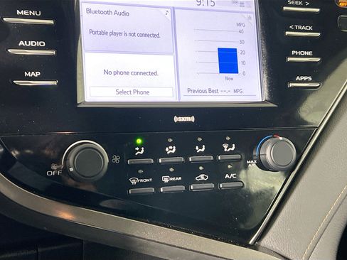 Used 2020 Toyota Camry LE image 26