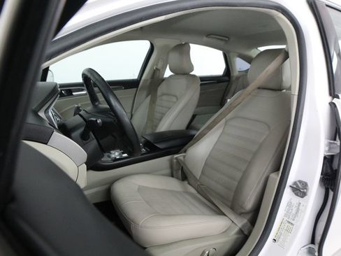 Used 2018 Ford Fusion SE w/ Equipment Group 602A FWD image 47