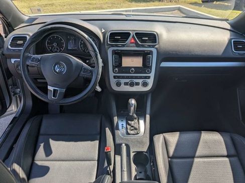 Used 2014 Volkswagen Eos Komfort FWD image 14
