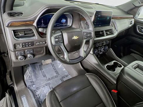 Used 2023 Chevrolet Tahoe Premier w/ Premium Package 2 image 9