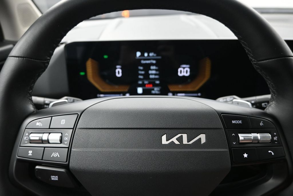 Certified 2026 Kia Sportage LX FWD image 14
