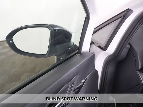 Used 2026 Volkswagen Golf R AWD/4WD image 6