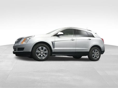 Used 2016 Cadillac SRX Luxury FWD image 10