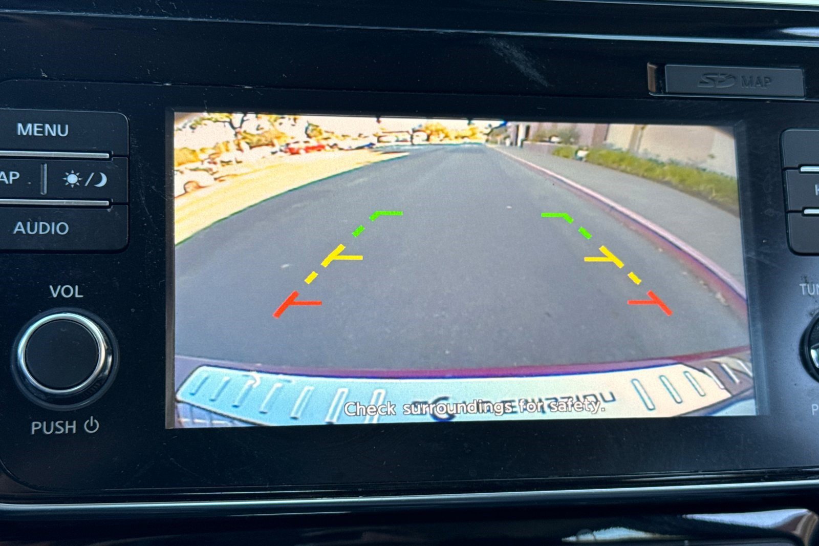 Used 2018 Nissan Leaf SV w/ SV Technology Package FWD image 21