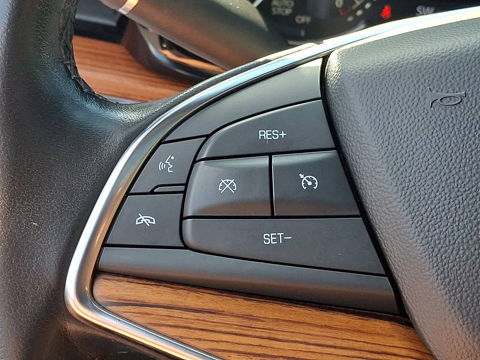 Certified 2023 Cadillac XT5 Premium Luxury AWD/4WD image 28