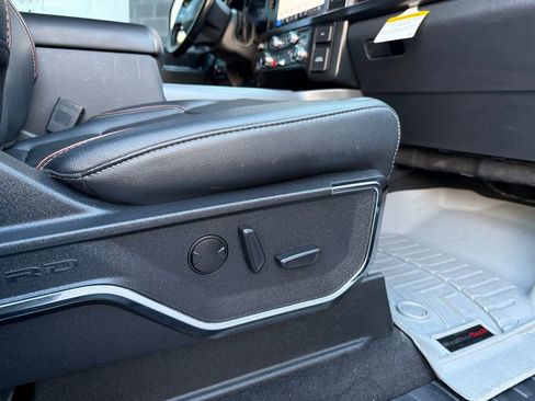 Used 2023 Ford F250 Lariat w/ Chrome Package image 20